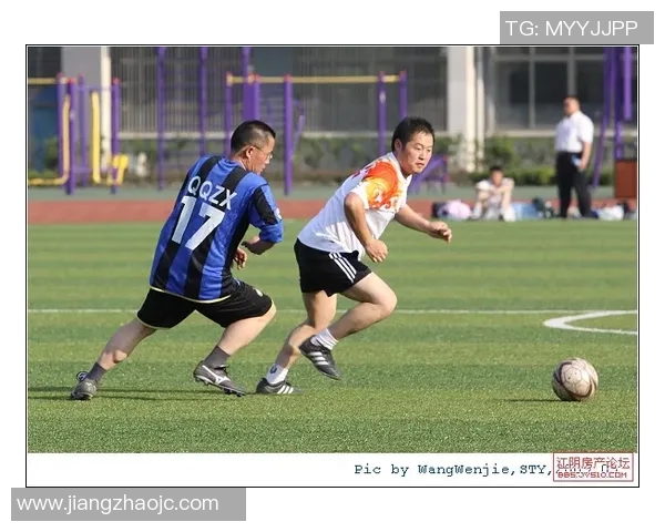 欧洲足球明星争霸赛:聚焦顶级球员和豪门球队的巅峰对决 欧洲足球明星争霸赛:聚焦顶级球员和豪门球队的巅峰对决